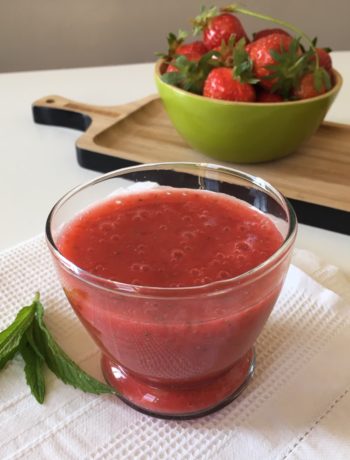 Soupe de fraises à la menthe