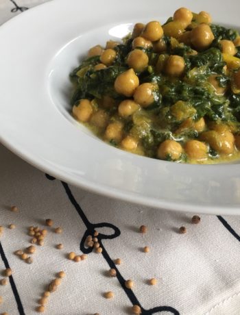 Curry de pois chiches & épinards au lait de coco