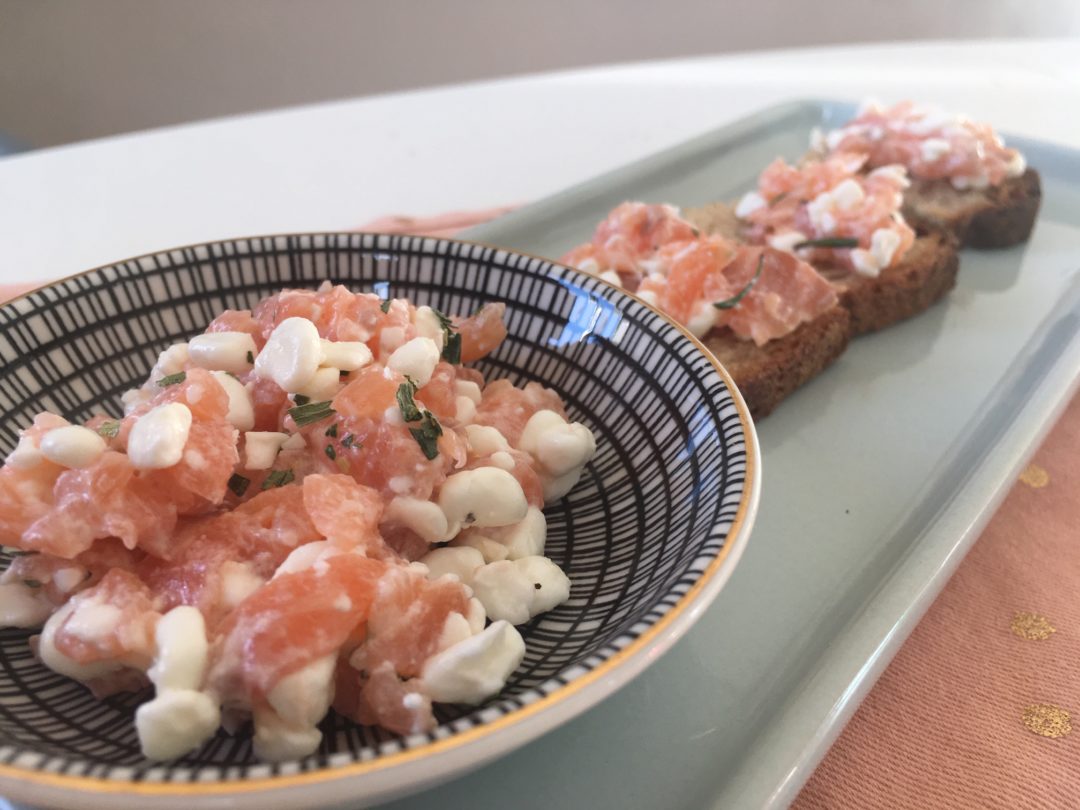 Tartinade au saumon fumé, cottage cheese et estragon