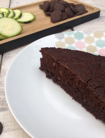 Gâteau au chocolat et à la courgette sans matière grasse